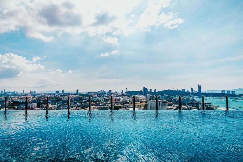 Sea View 2 Bed Room Condo @ Central Паттайя Экстерьер фото